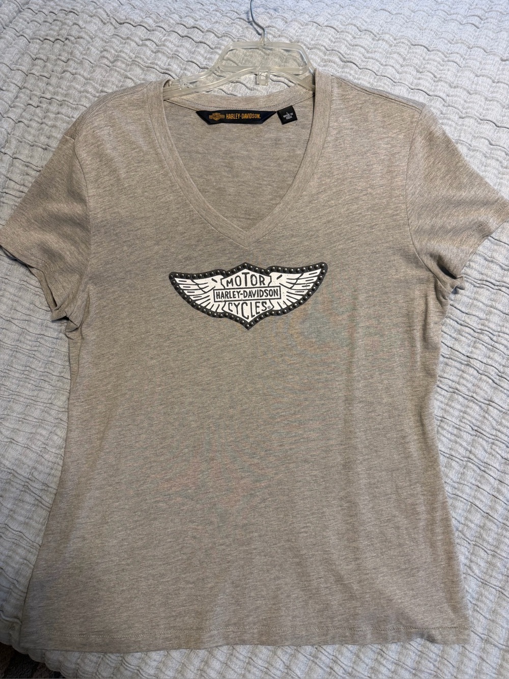 Harley-Davidson Women's Light Gray V-Neck Tee with Winged Logo Large